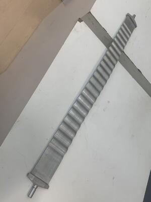 Kalite 21700 Hücreler için Alüminyum Serpantin Soğutma Şeridi / Yılan Borusu fabrika